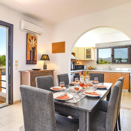 Alnika Azalea By لاخنيا