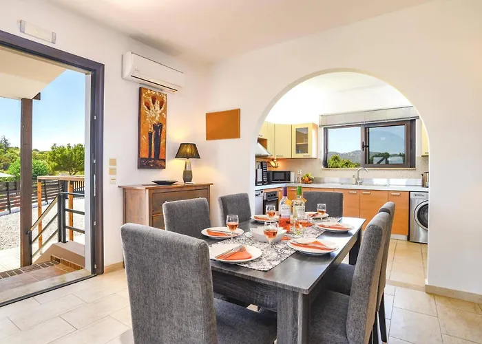 Alnika Azalea By 라카니아