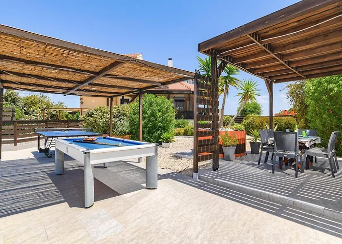 빌라 Alnika Azalea By